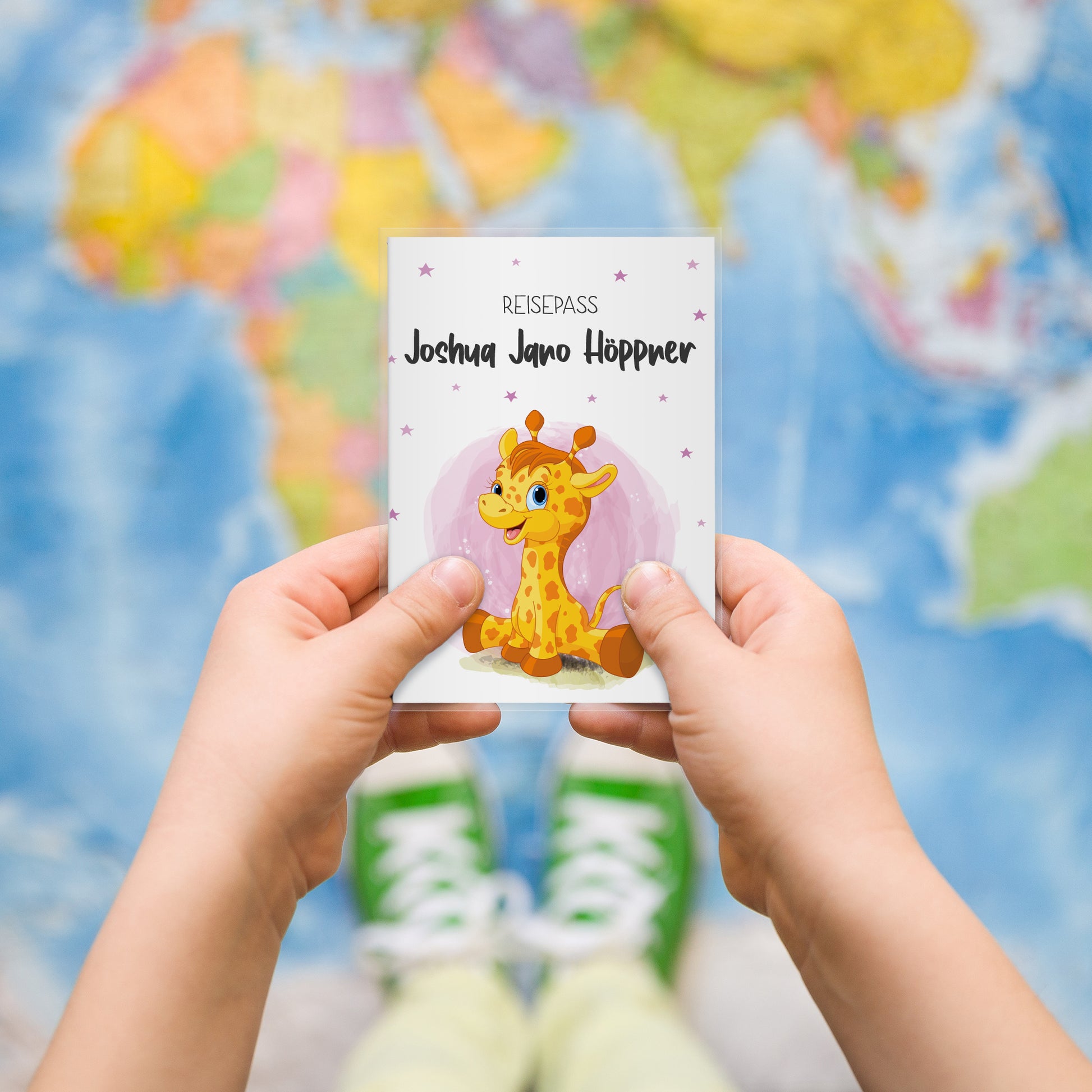 Kinder_Reisepasshülle_mit_Namen_Babytiere_Giraffe_Rosa